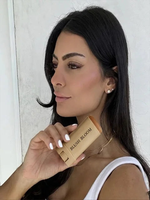 Jessica using the balm
